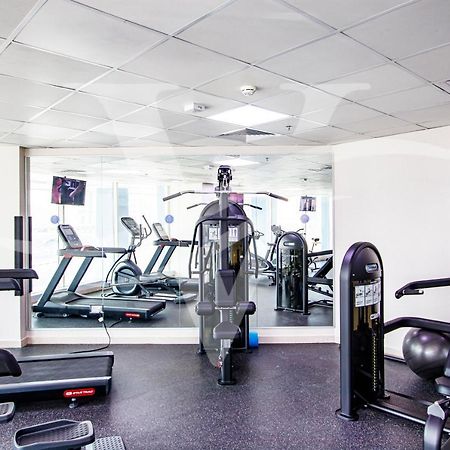 Viola Hotel Apartments Шарджа Екстериор снимка