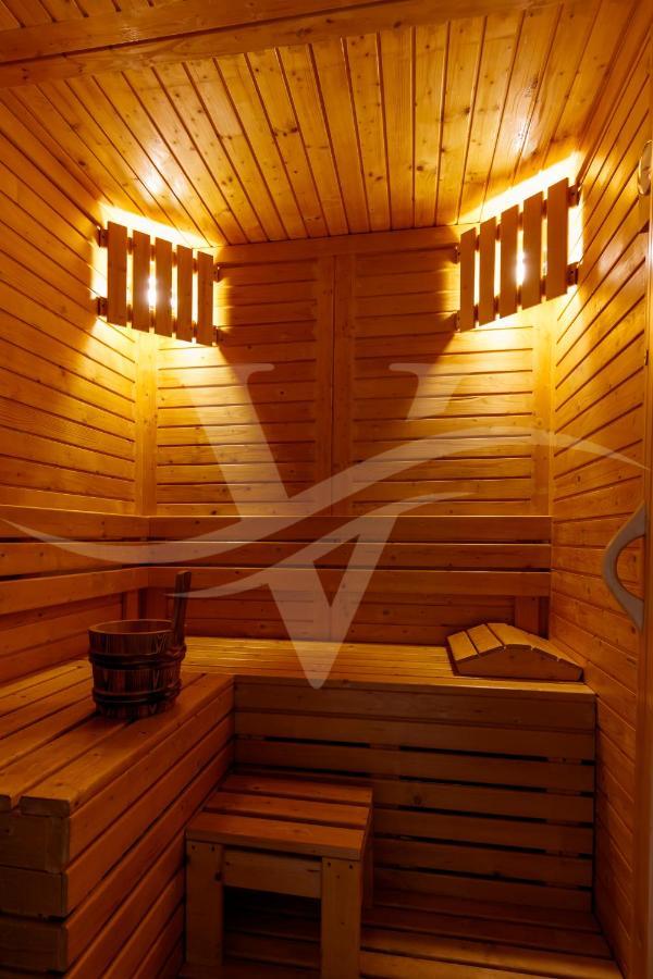 Viola Hotel Apartments Шарджа Екстериор снимка